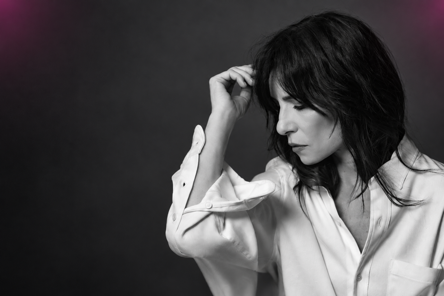 Ritratto di Paola Turci in bianco e nero